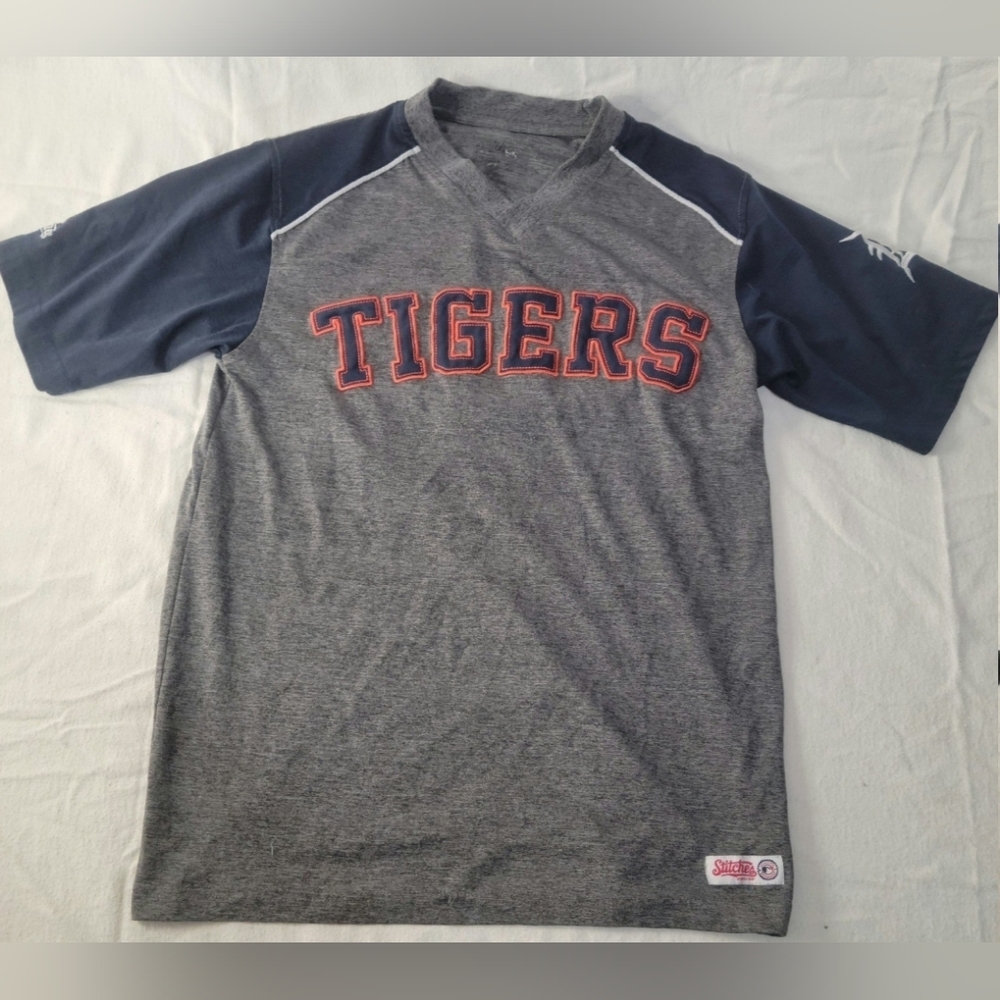 Womens Detroit Tigers Baseball Jersey Size *Unknown*